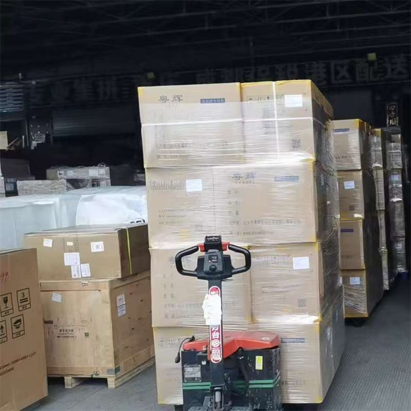 东风区若尔盖县物流运输：多元服务与高效线路